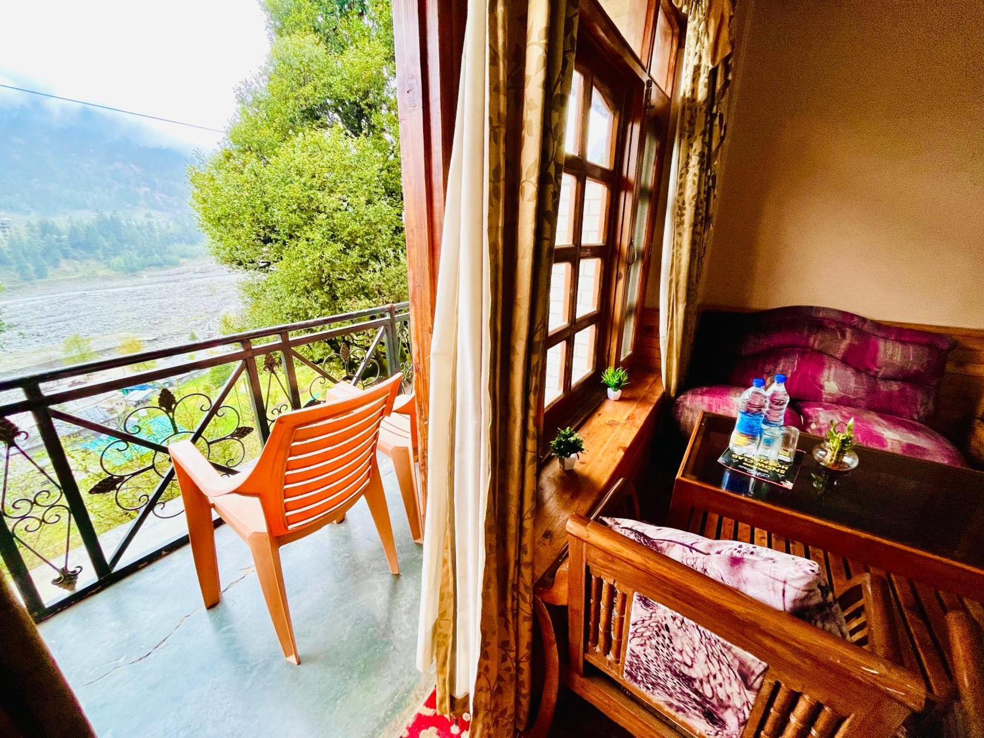 The Hollywood Vibes - #Riverview #Premium Rooms #Prime Location #Most Awarded #Parking #Top Rated #Open Terrace #Best Selling Hotel In Manali Ngoại thất bức ảnh