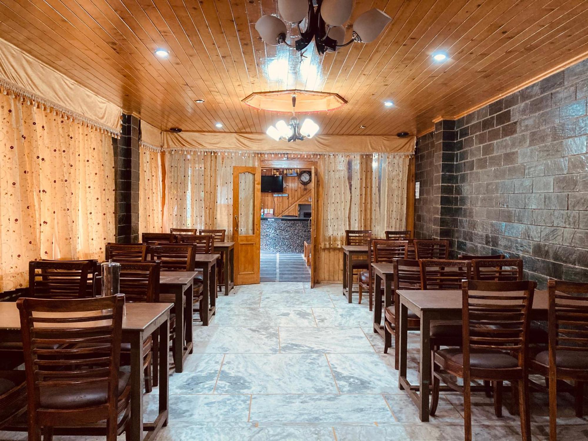 The Hollywood Vibes - #Riverview #Premium Rooms #Prime Location #Most Awarded #Parking #Top Rated #Open Terrace #Best Selling Hotel In Manali Ngoại thất bức ảnh