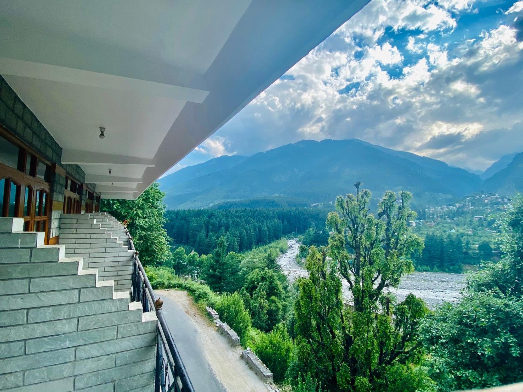 The Hollywood Vibes - #Riverview #Premium Rooms #Prime Location #Most Awarded #Parking #Top Rated #Open Terrace #Best Selling Hotel In Manali Ngoại thất bức ảnh