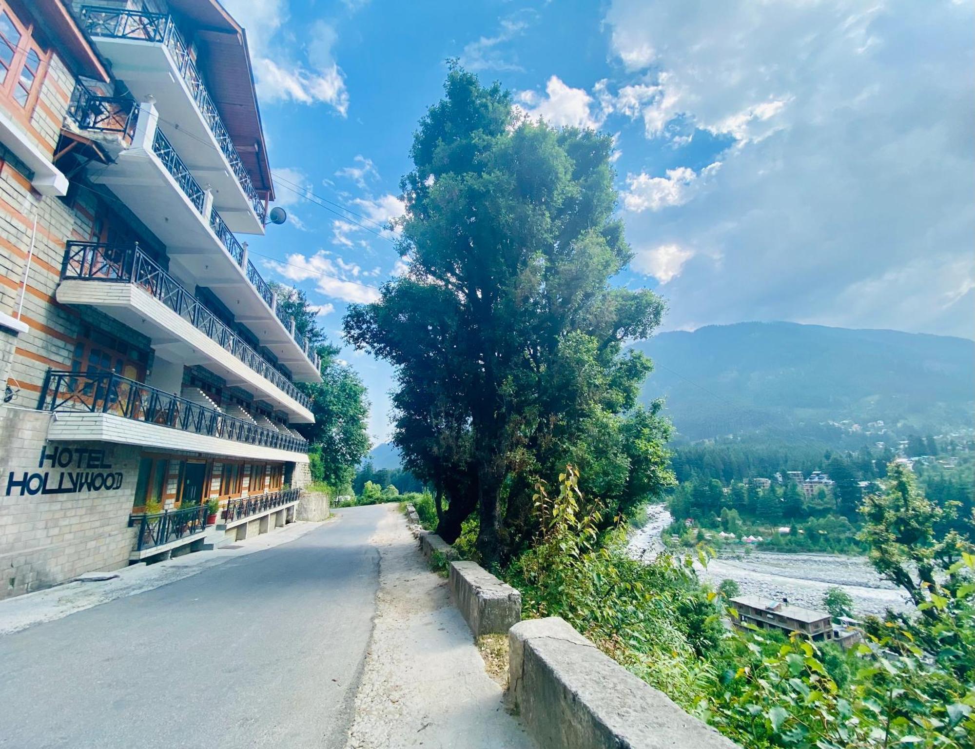 The Hollywood Vibes - #Riverview #Premium Rooms #Prime Location #Most Awarded #Parking #Top Rated #Open Terrace #Best Selling Hotel In Manali Ngoại thất bức ảnh